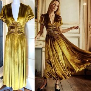 $598 Rare! Dôen Cassatt Golden Velvet Holiday Dress